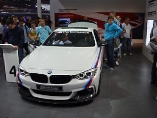 BMW 330  '2013